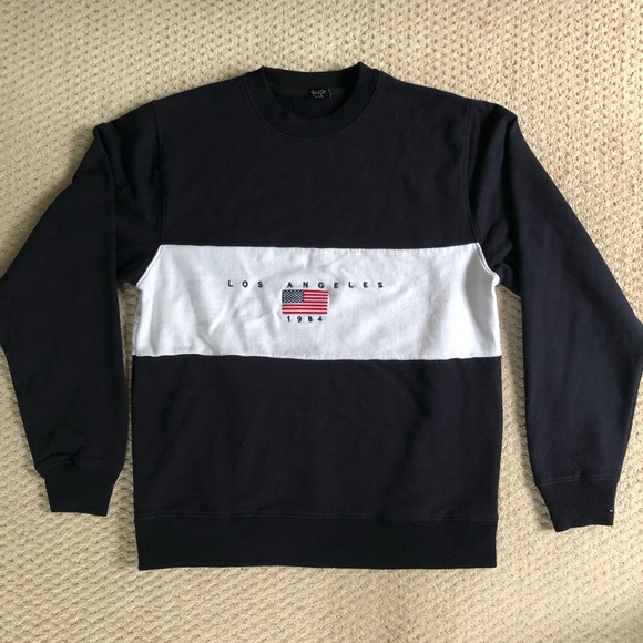 Brandy Melville Tops - NWT BRANDY MELVILLE LOS ANGELES CREWNECK